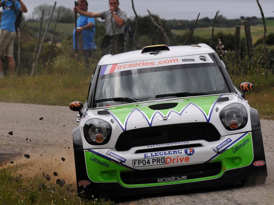  Mini Cooper Countryman JCW S2000 2011 года  (фото 7 из 8)